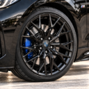 Sportowe-detale-czarnego-BMW-1